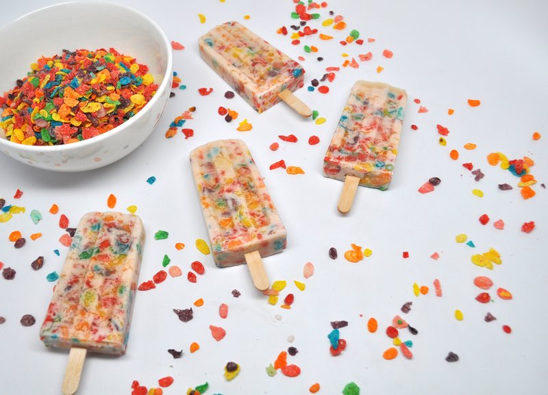 Breakfast Recipes for Kids: Milk and Cereal Popsicle